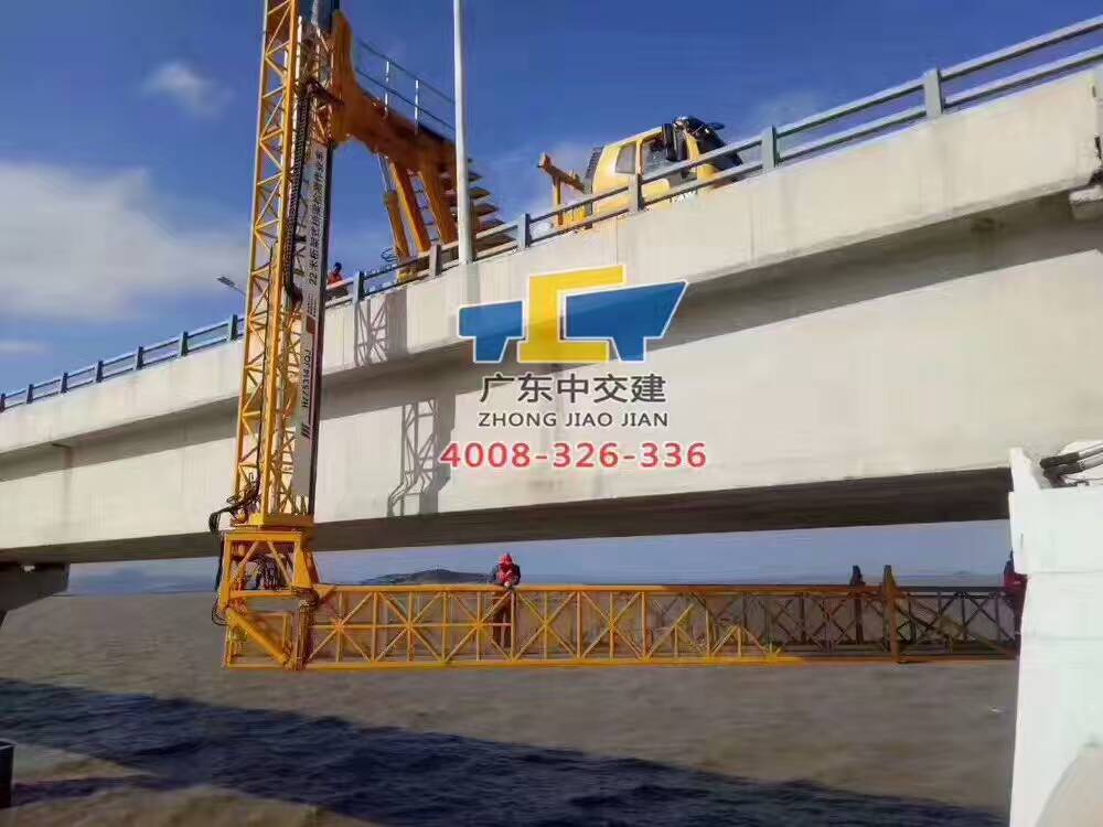 桥检车